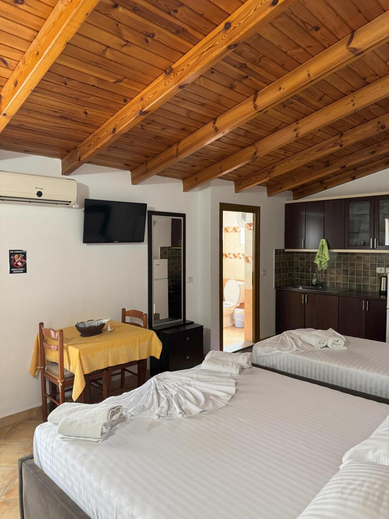Garden Villa Veli Ksamil Exteriér fotografie